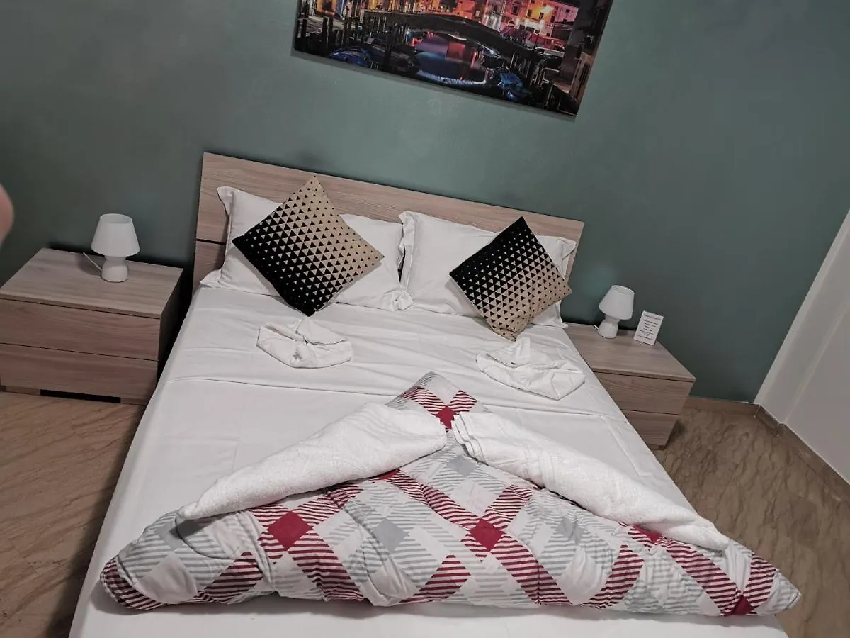 Venice Casanova Apartments メストレ イタリア