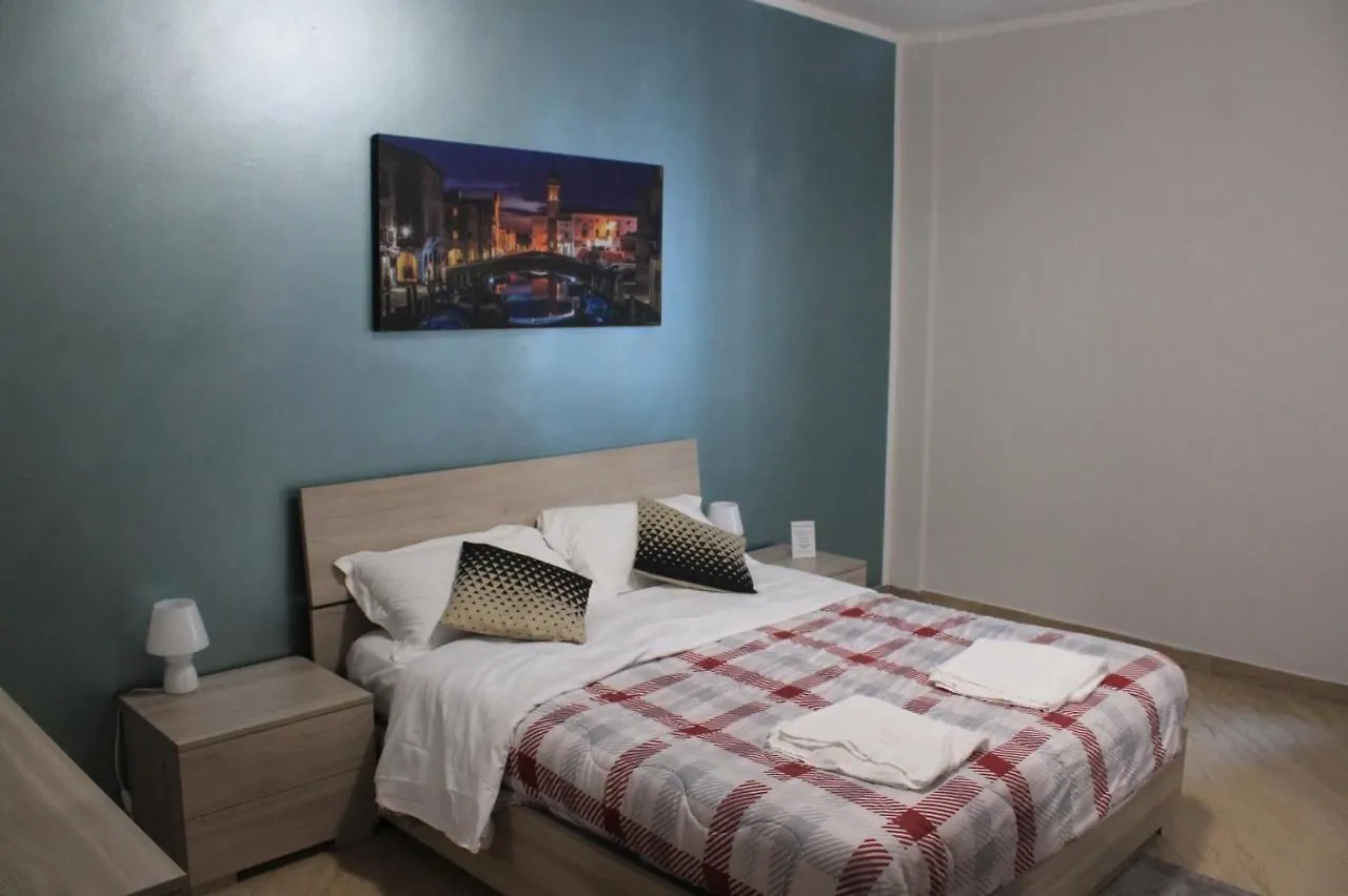 Venice Casanova Apartments メストレ 0*,  イタリア